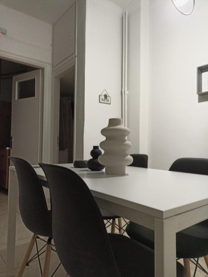 Pagrati Apartment Διαμέρισμα Παγκράτι Athens Luaran gambar