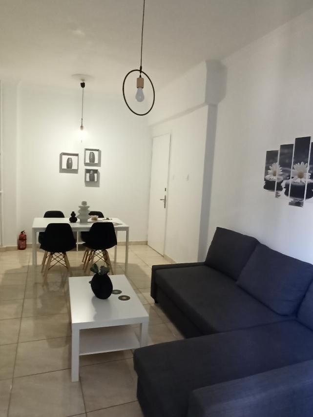 Pagrati Apartment Διαμέρισμα Παγκράτι Athens Luaran gambar